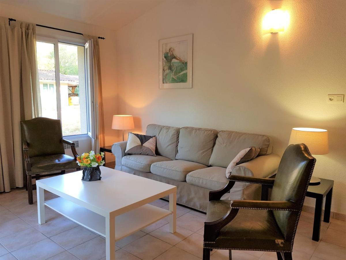 Etang Vallier Resort Brossac 외부 사진