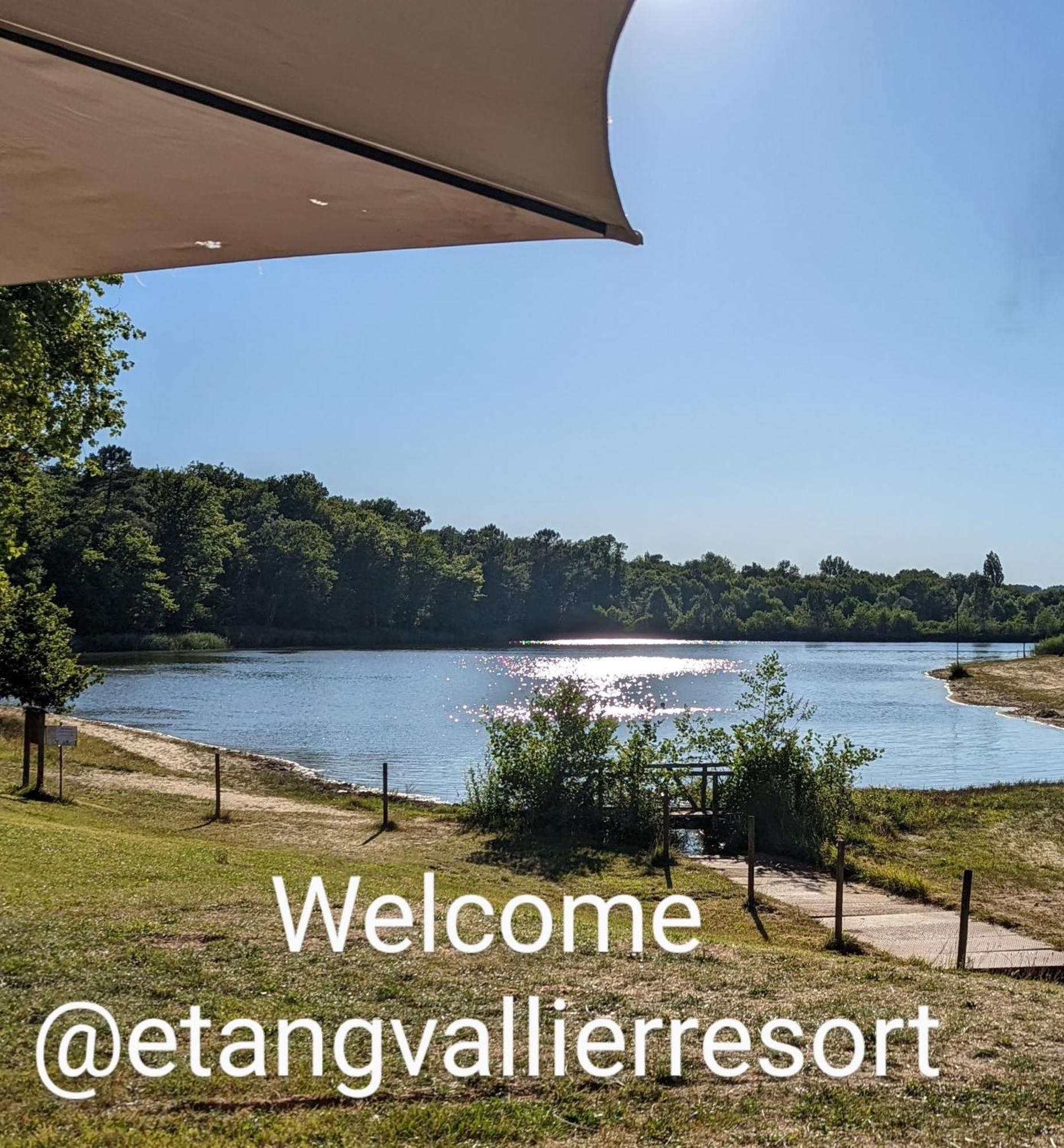 Etang Vallier Resort Brossac 외부 사진