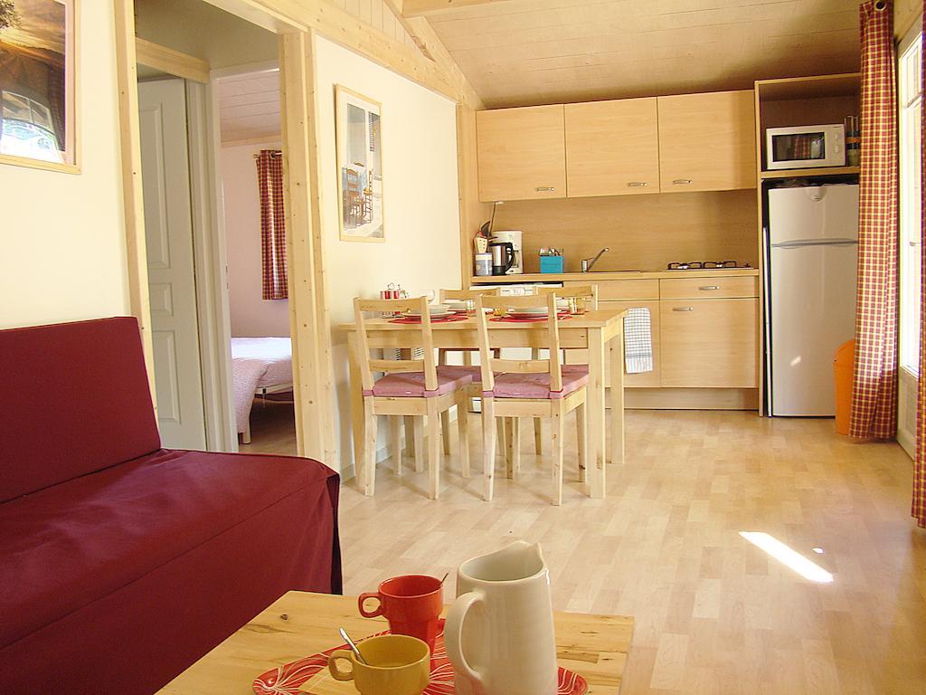 Etang Vallier Resort Brossac 객실 사진
