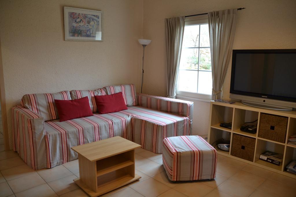 Etang Vallier Resort Brossac 외부 사진